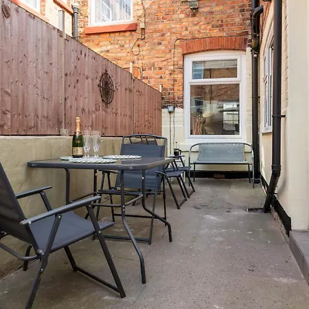 22 Ashville Avenue *